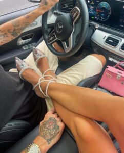 sugar daddy relationship