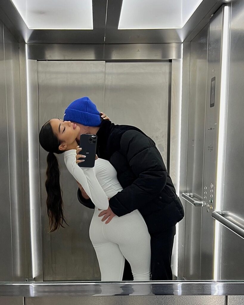 Sugar couple on Tinder